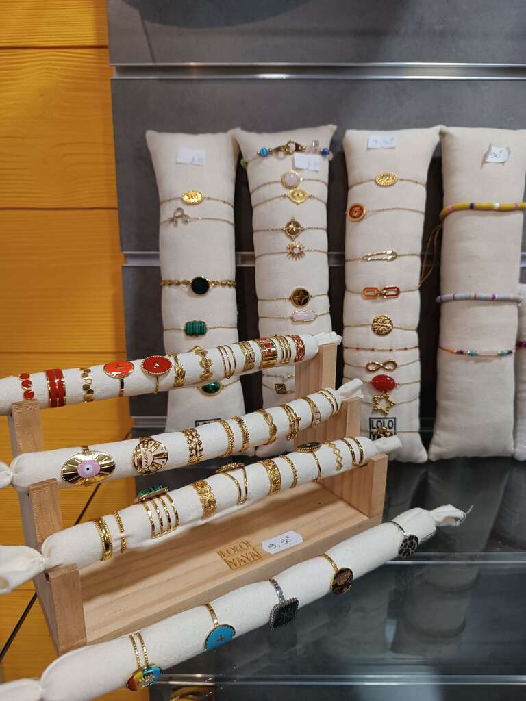 Accessoires - Colliers, bagues, bracelets – Image 3